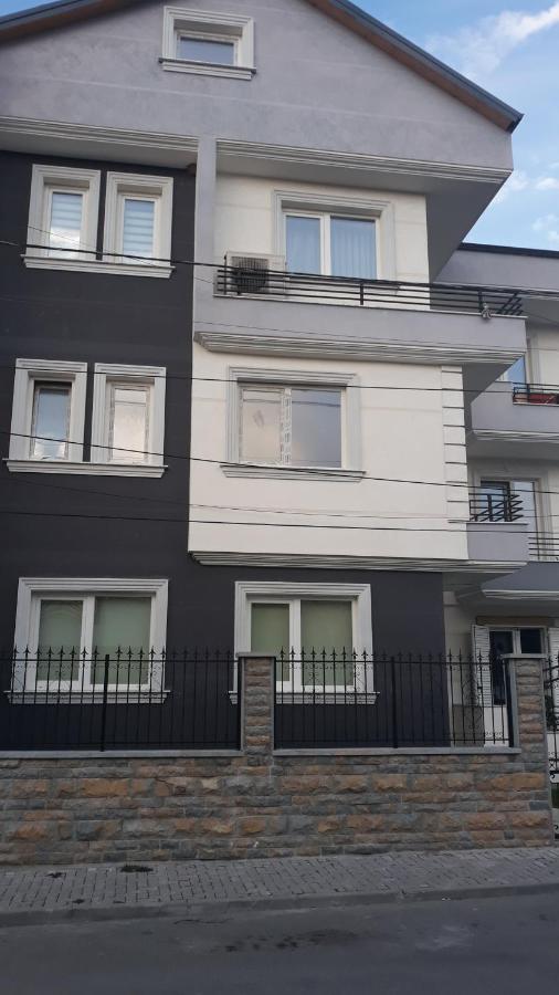 Odise'S Suite Korça Exteriör bild