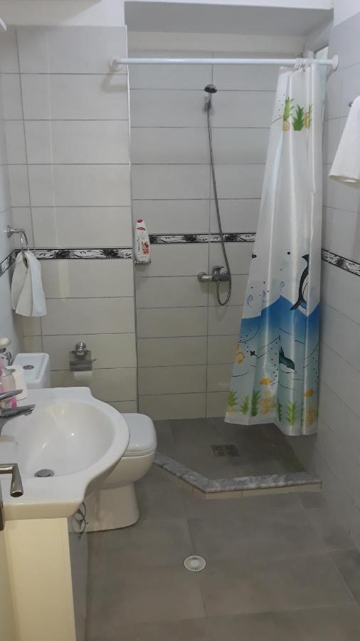 Odise'S Suite Korça Exteriör bild